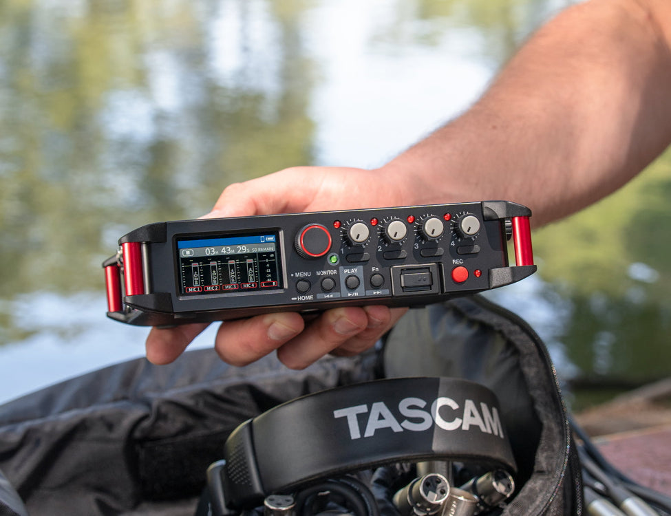 TASCAM FR-AV4