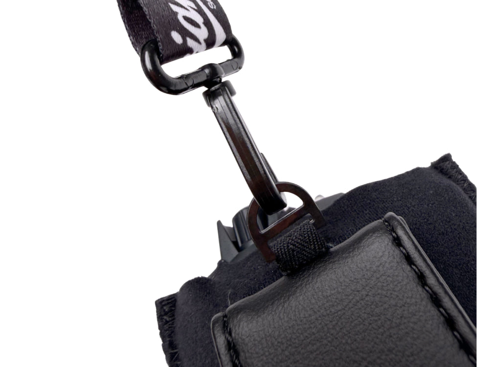 VIVIANA IEM/IFB pouch with magnetic clip and shoulder strap, black