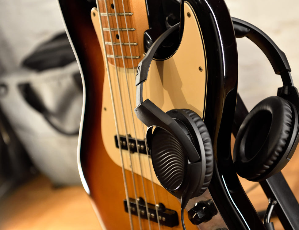 SENNHEISER HD200 PRO