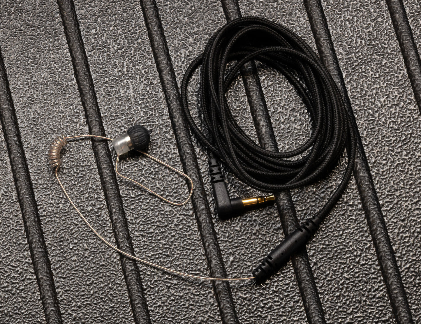 BUBBLEBEE INDUSTRIES The Sidekick 3 Broadcast in-ear monitor, mono, curly cable