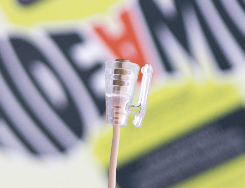 HIDE-A-MIC shirt-holder DPA 6060 / Sennheiser MKE1, transparent