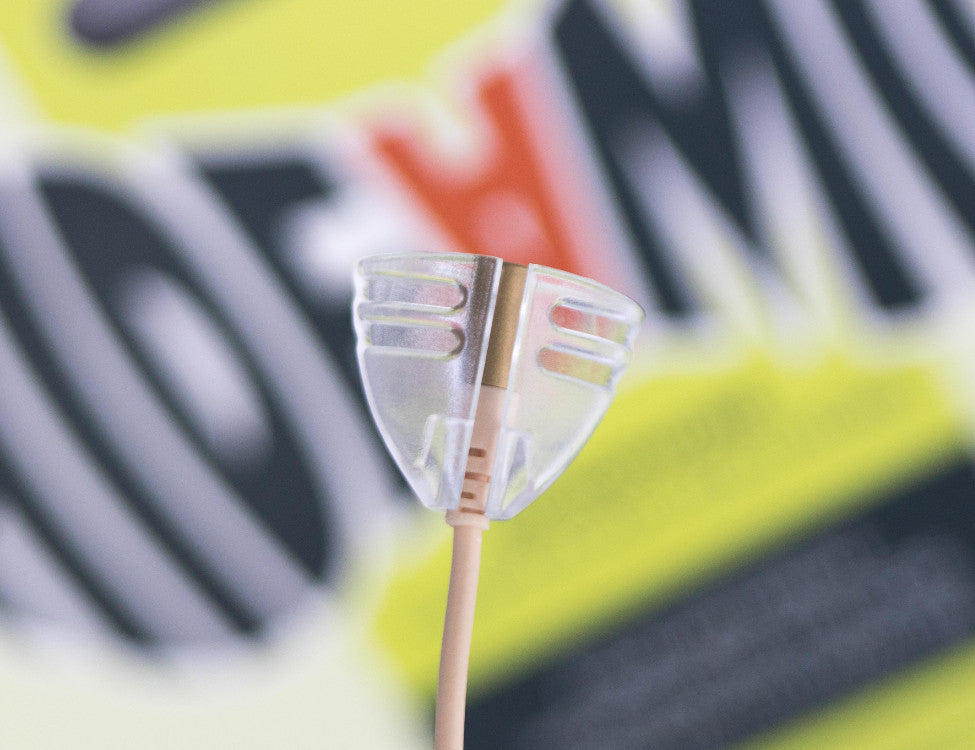 HIDE-A-MIC tie-holder DPA 6060 / Sennheiser MKE1, transparent