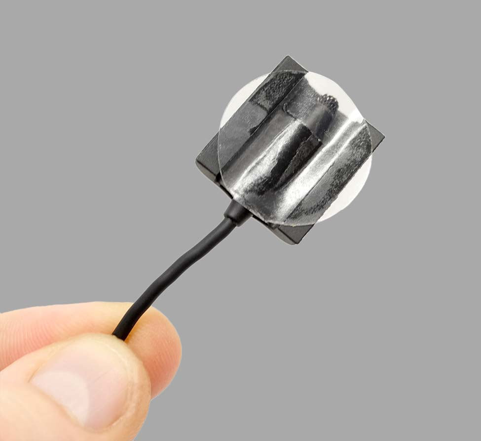 URSA STRAPS sticky circles